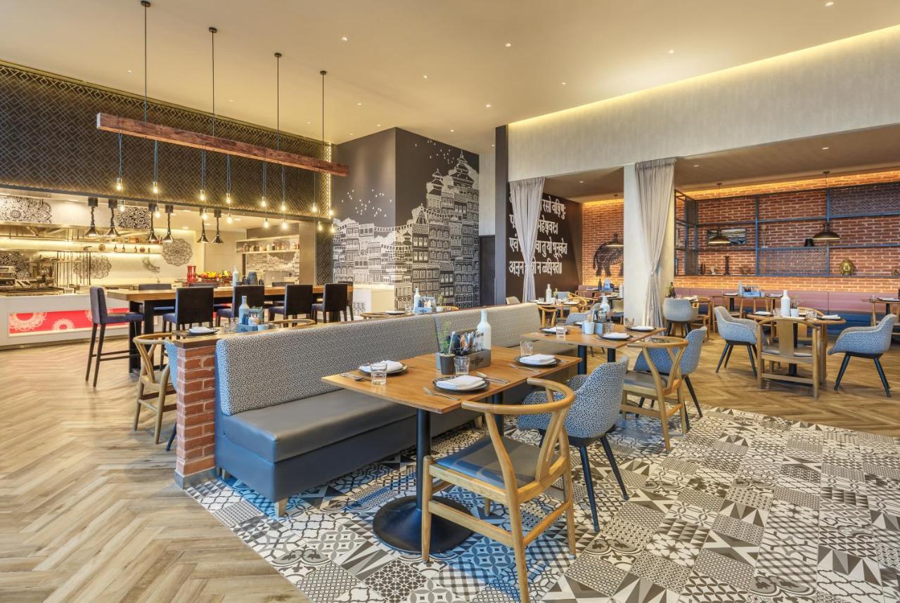 Hotel Hyatt Centric Soalteemode Kathmandu Exterior foto