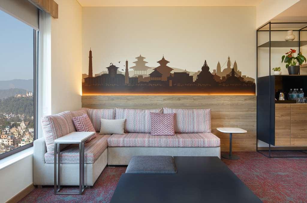 Hotel Hyatt Centric Soalteemode Kathmandu Zimmer foto