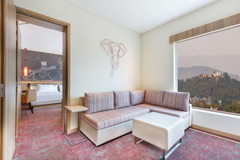 Hotel Hyatt Centric Soalteemode Kathmandu Zimmer foto